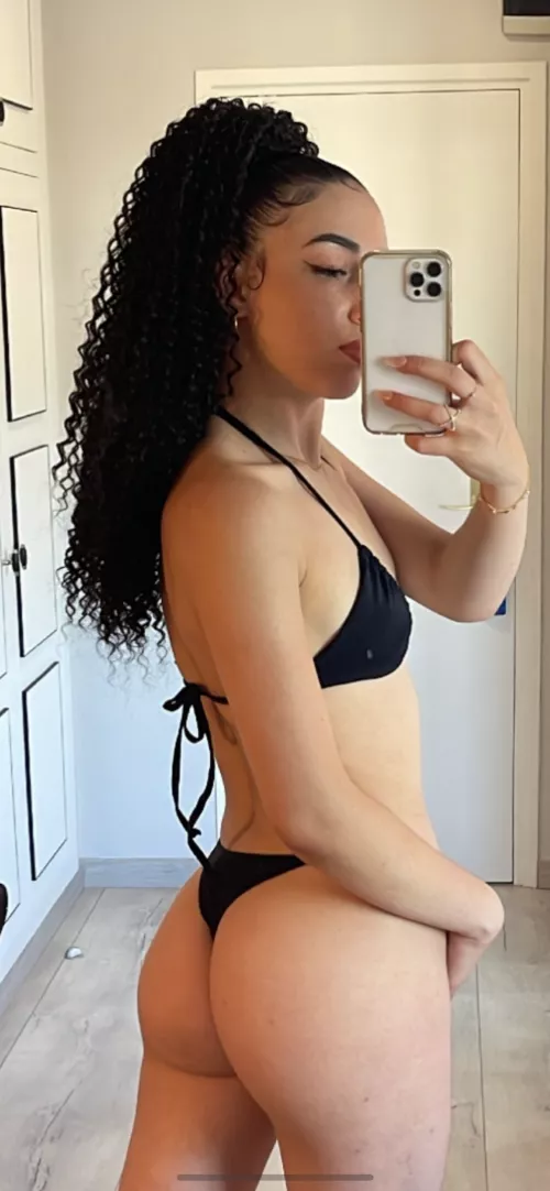 Rate this booty 🍑