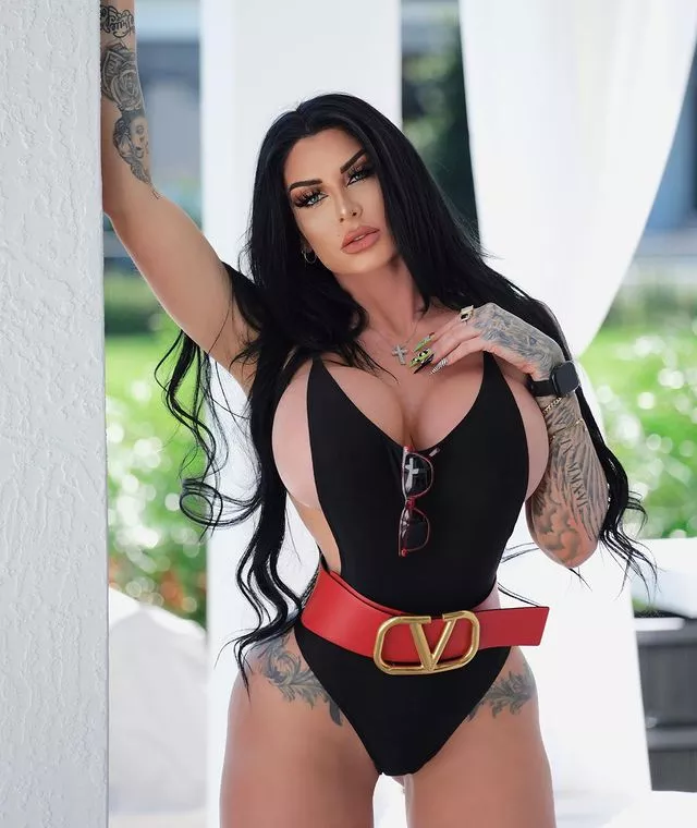 Raven haired beauty