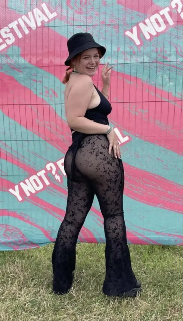 Raver arse