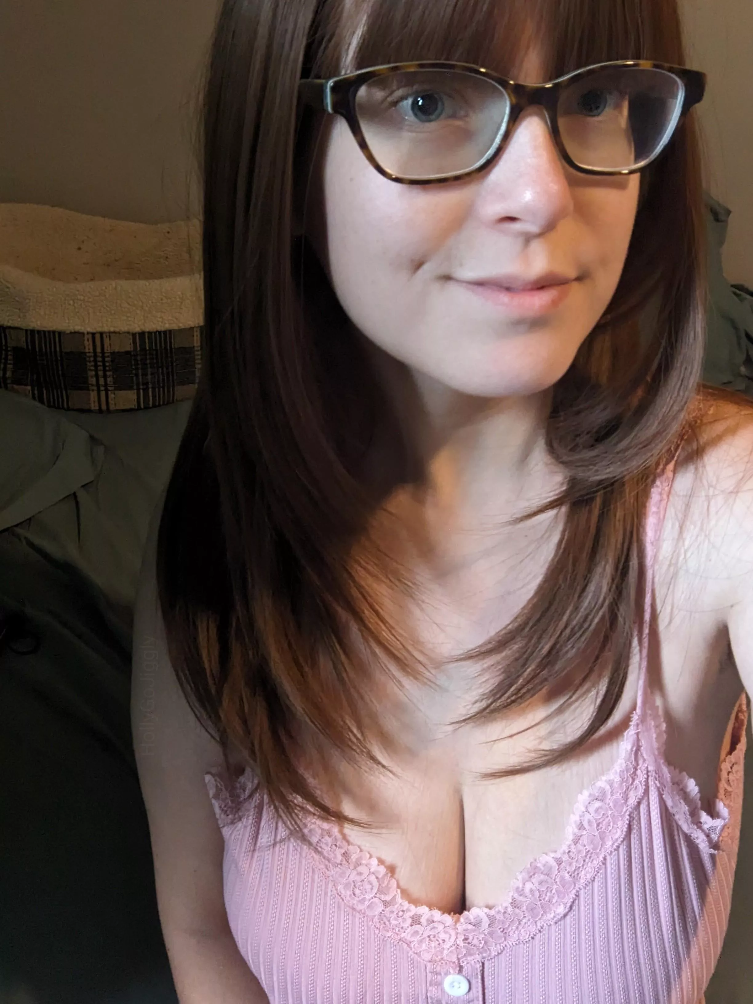 Reading time! 🤓📖 [F]