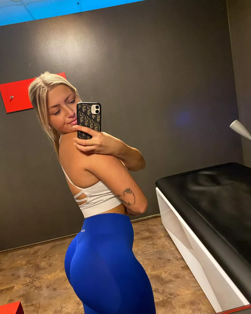 Ready to get massaged👼💕