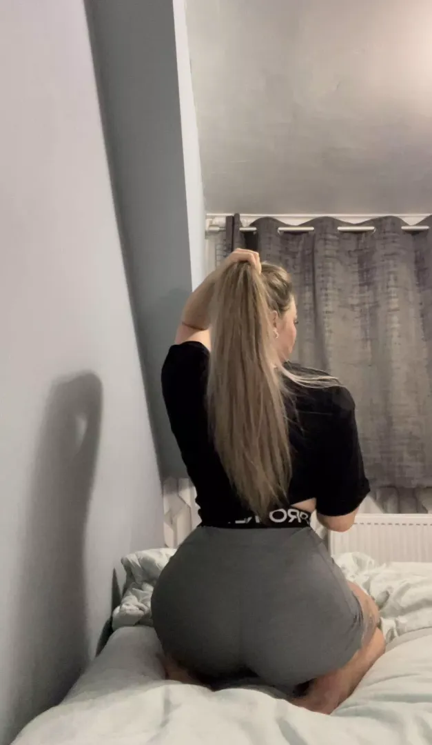 Ready to give you head ;)