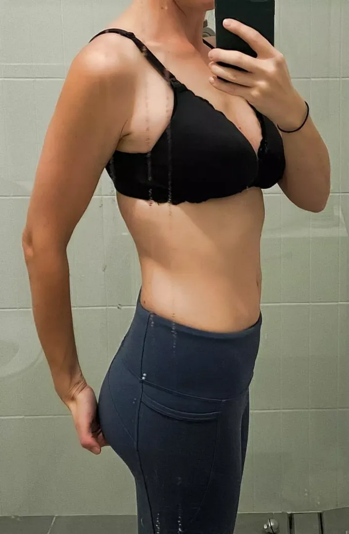 Ready to work (F)
