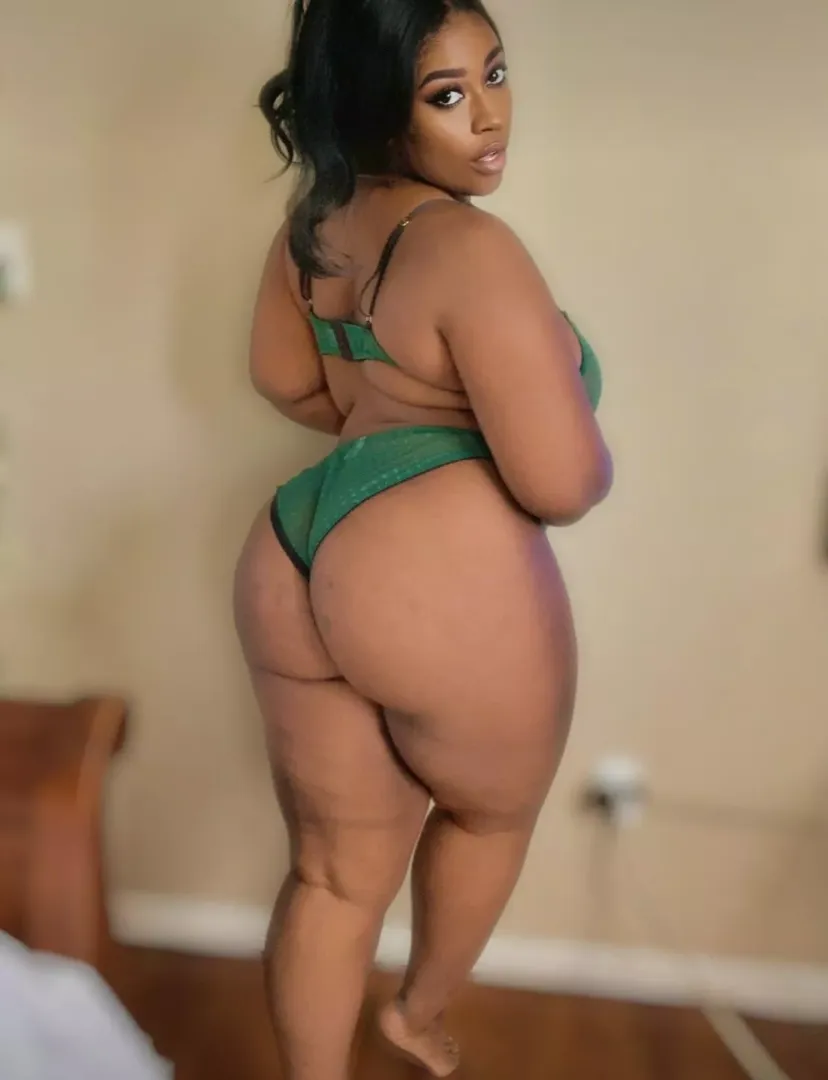 real real juicy booty!🍑💚👸🏾