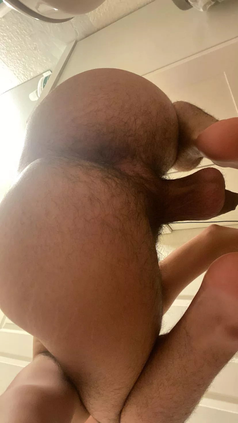 Real tops show off their butthole to their bros