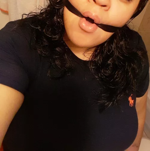 Really tight 😬🥵