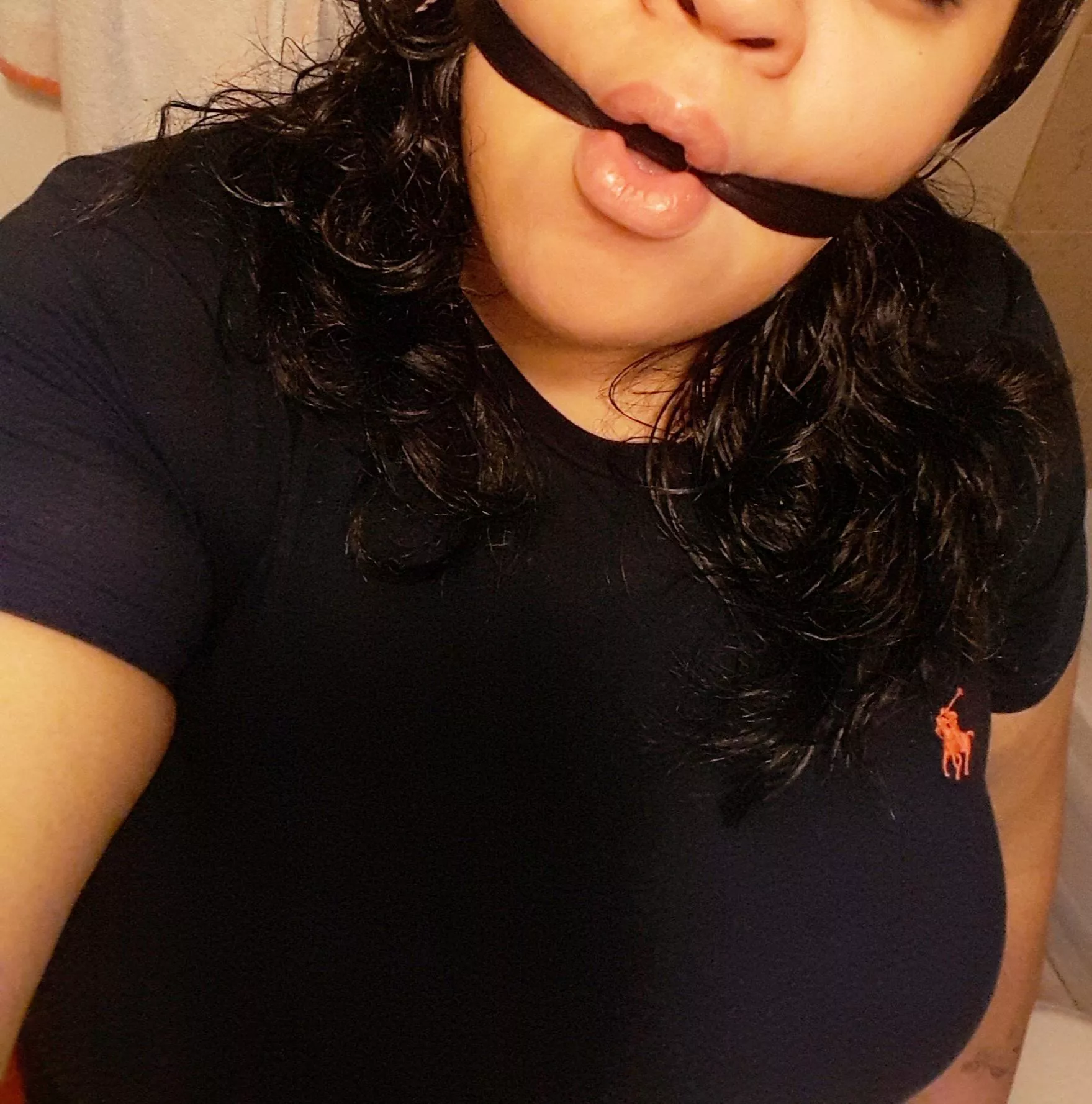 Really tight 😬🥵