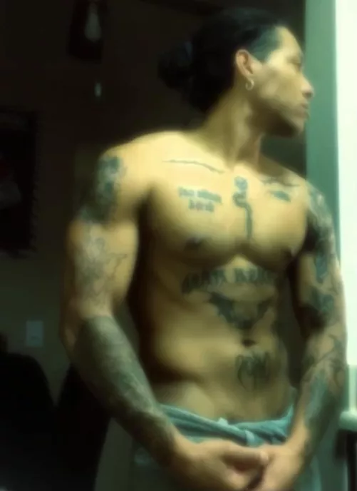 Really want a full neck piece 🩸