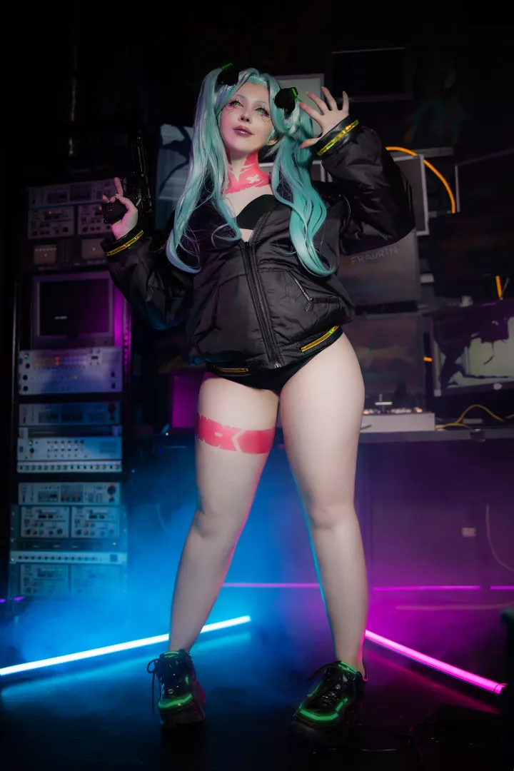 Rebecca Cyberpunk: Edgerunners cosplay by fraurin