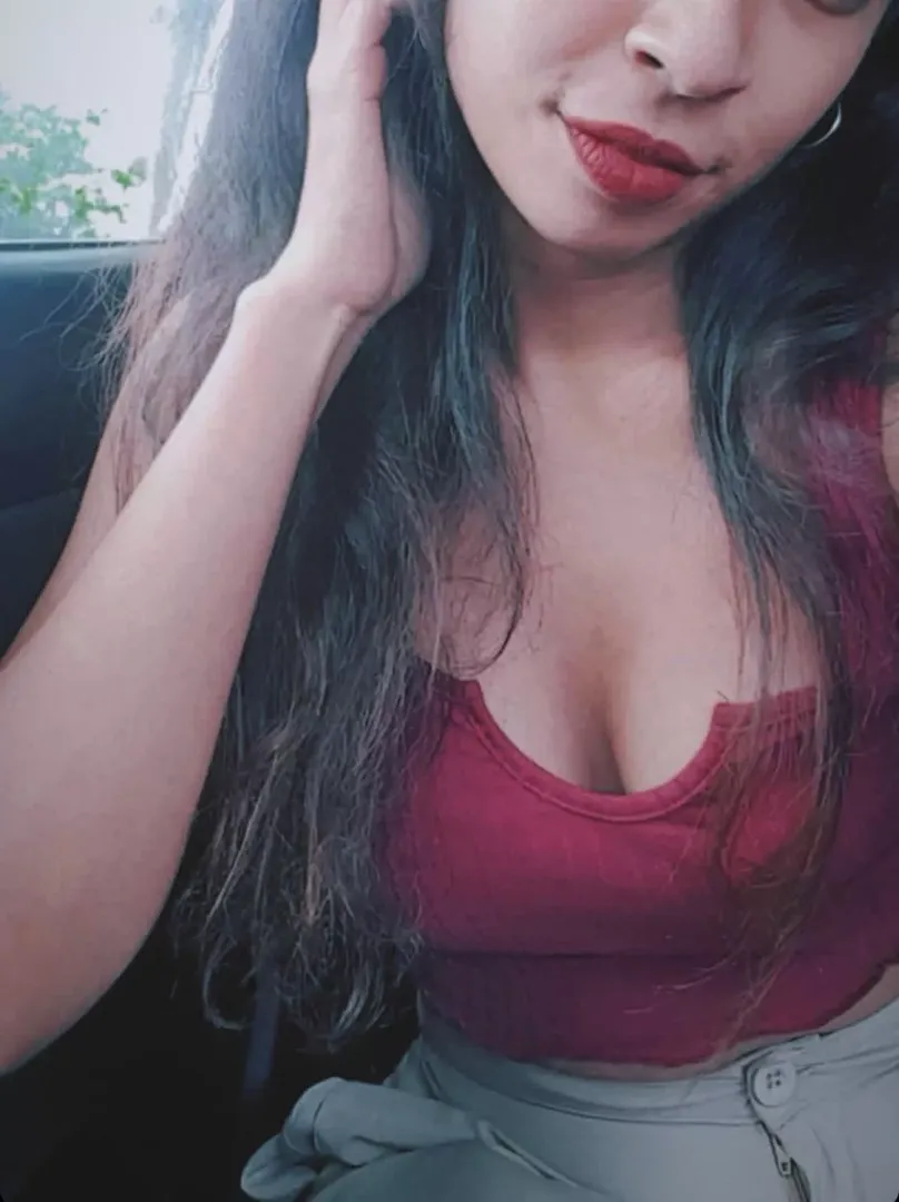 Red Crop top