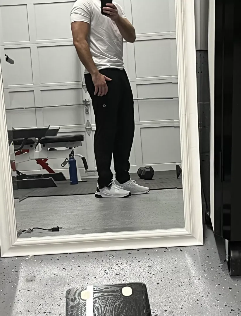 Rest day and nothing but football 🏈 [m]