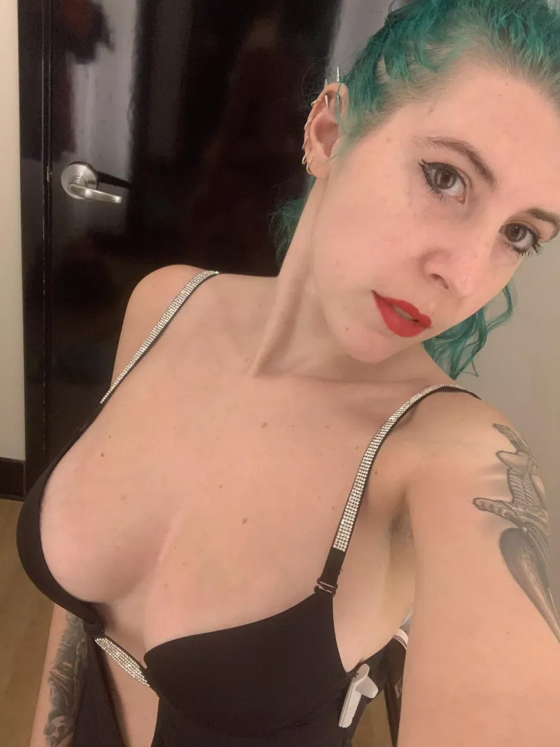 Rhinestone cleavage