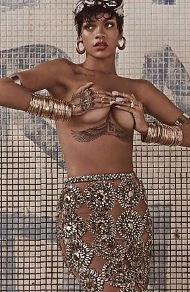 rihanna smash