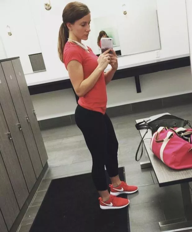 Rise and grind boys and girls. Time to get it with your girl. Killing the color matching with my outfit too :)