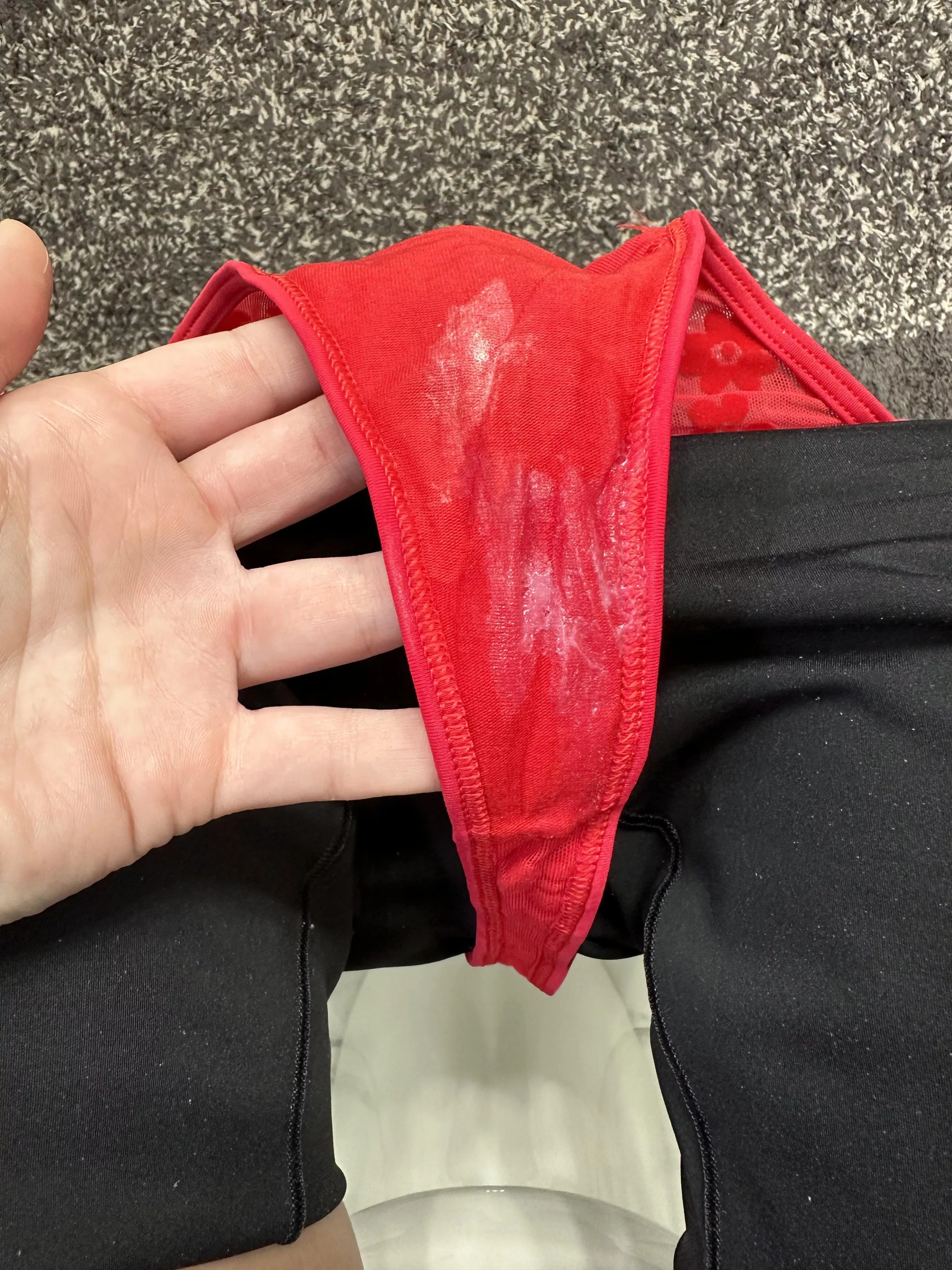 Roses are red, violets are blue, my panties are wet and filled with grool❤️