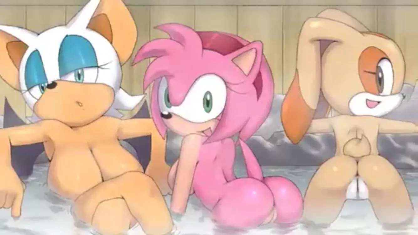 Rouge Amy and Cream at the outdoor bath