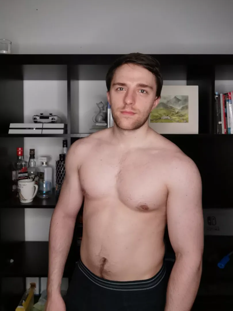 Ruining your horny browsing with unasked and probably the only SFW post 😂