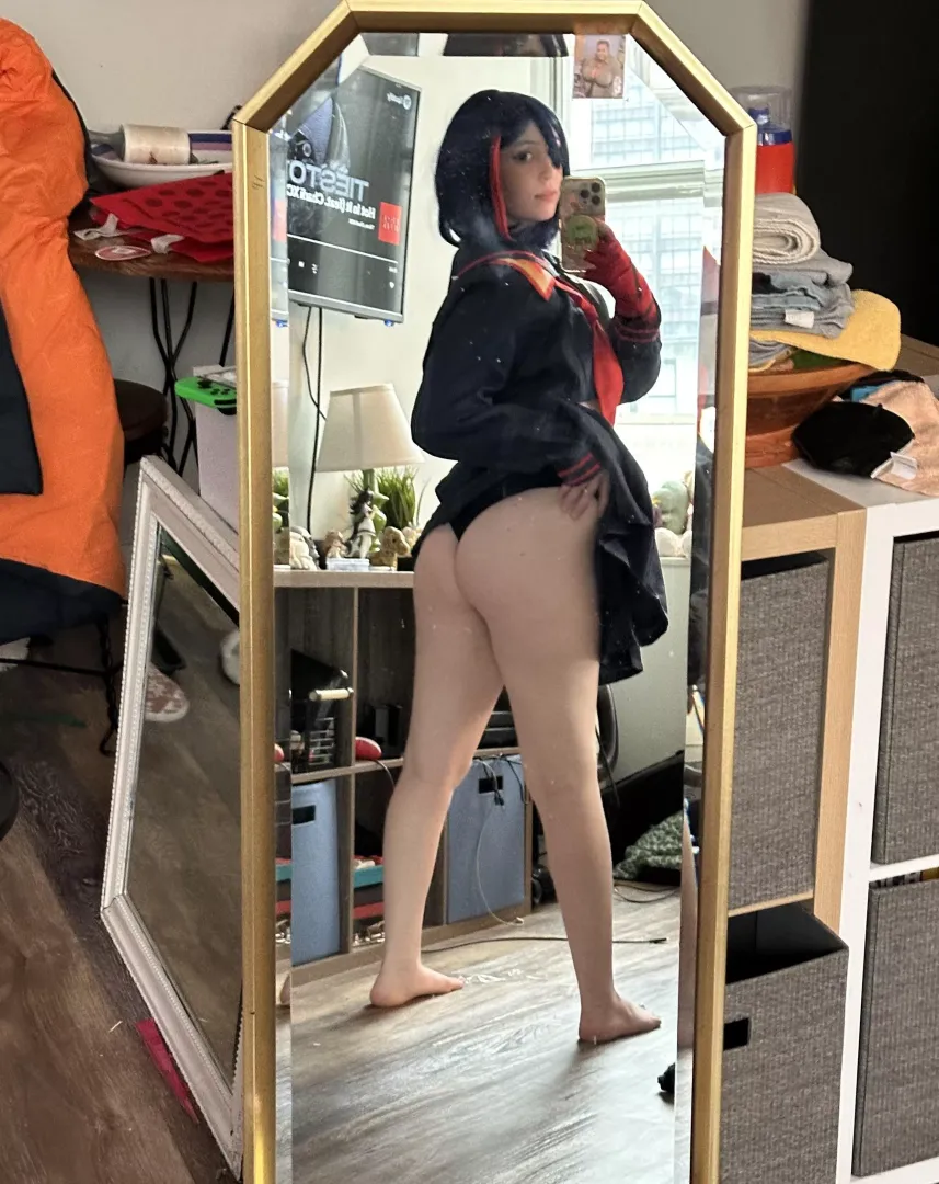ryuko matoi mirror selfie c: