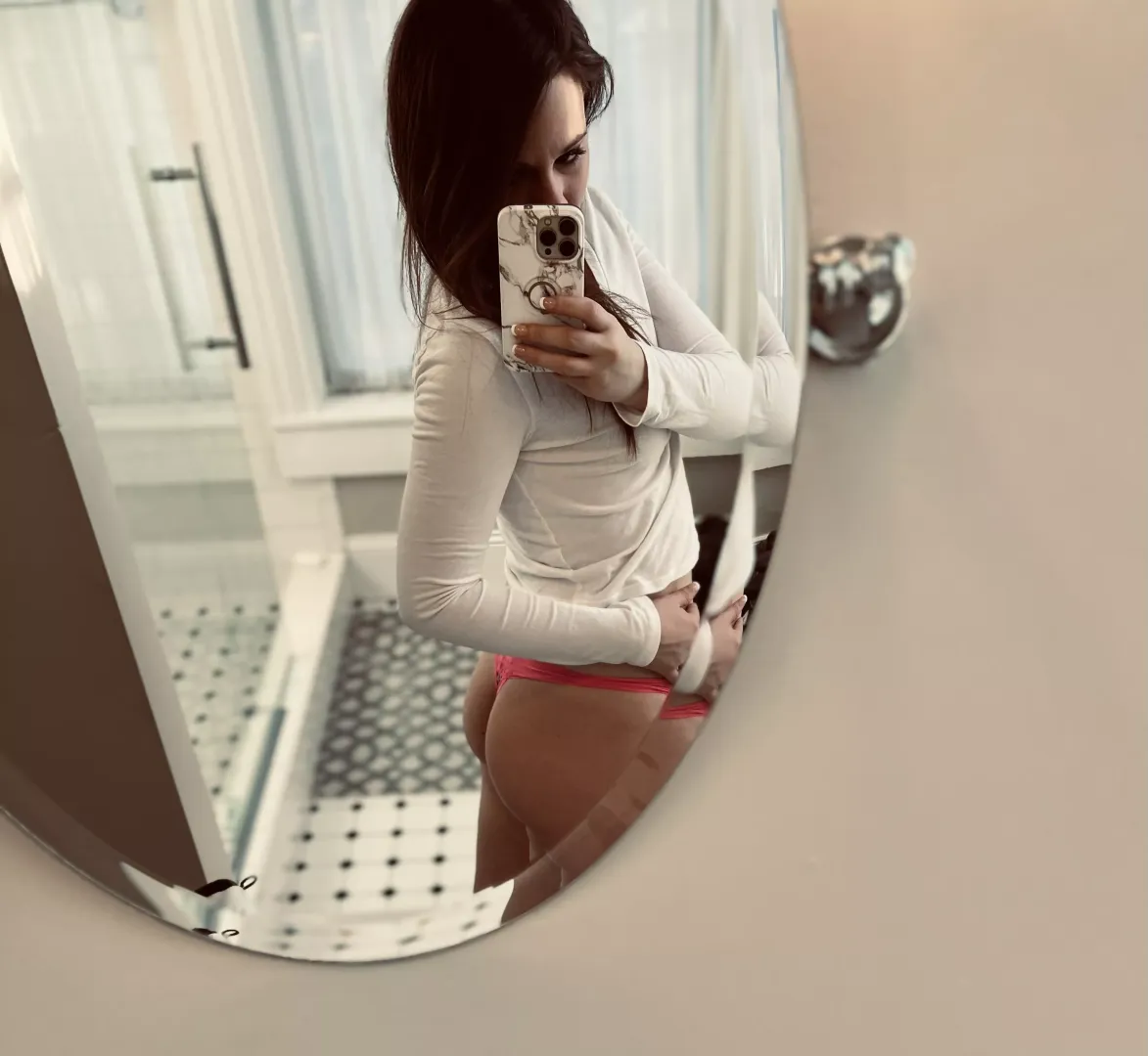 S elling] let me take care of you...😏😉 I OFFER...CUSTOMS🖤LIVE SEXTING🖤PREMADES🖤GIRLFRIEND EXERIENCE🖤PANTIES& MORE! K!K: NovahKnight SNAPCHAT: novvahknight TEL: novahknight1005 🖤😏