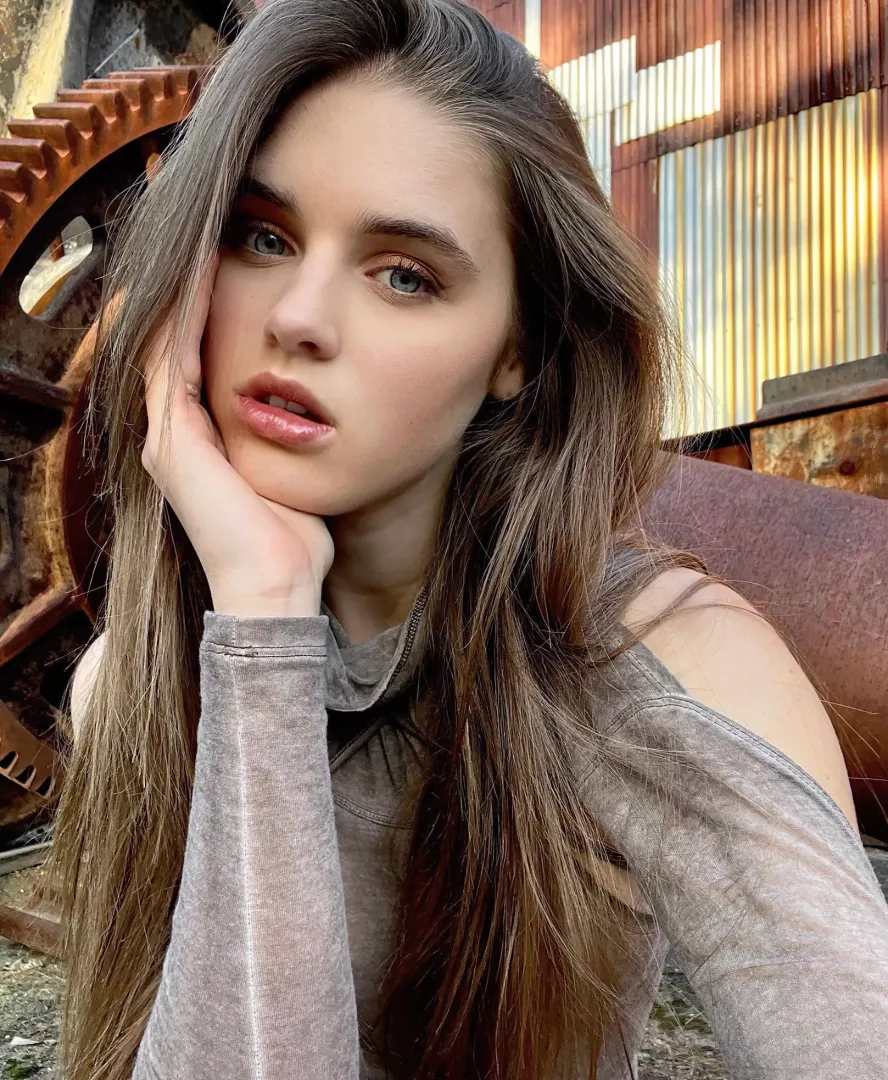 Savannah Clarke