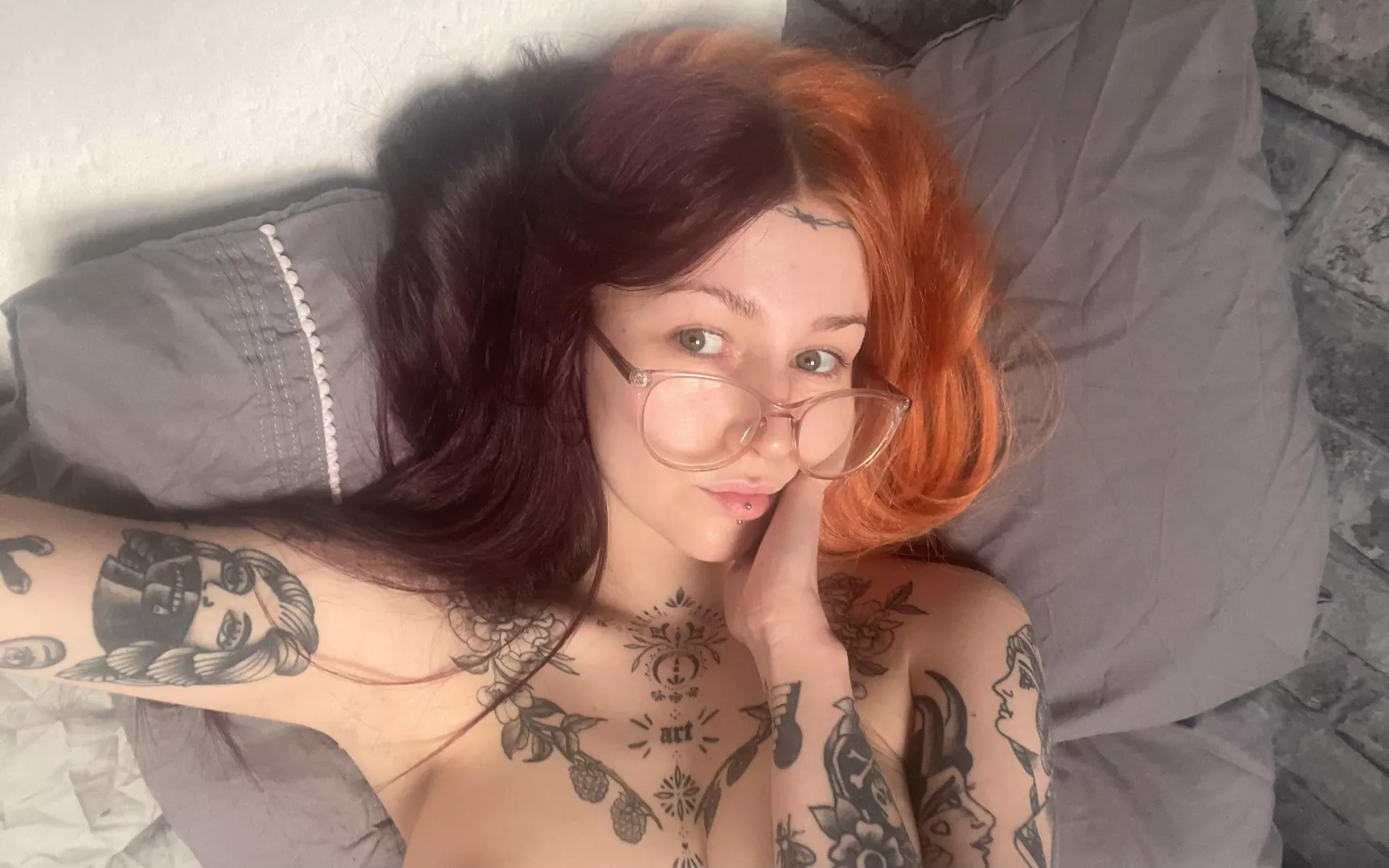 Say hi if you’d fuck me👋🏼