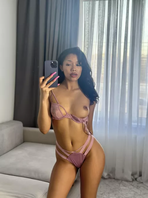 Say size of my boobs and i will send you more nudes immediatly