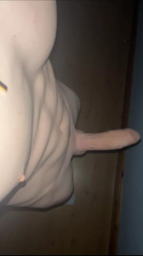 Say ‘yes’ if I can send you the cumshot vid 😈👀