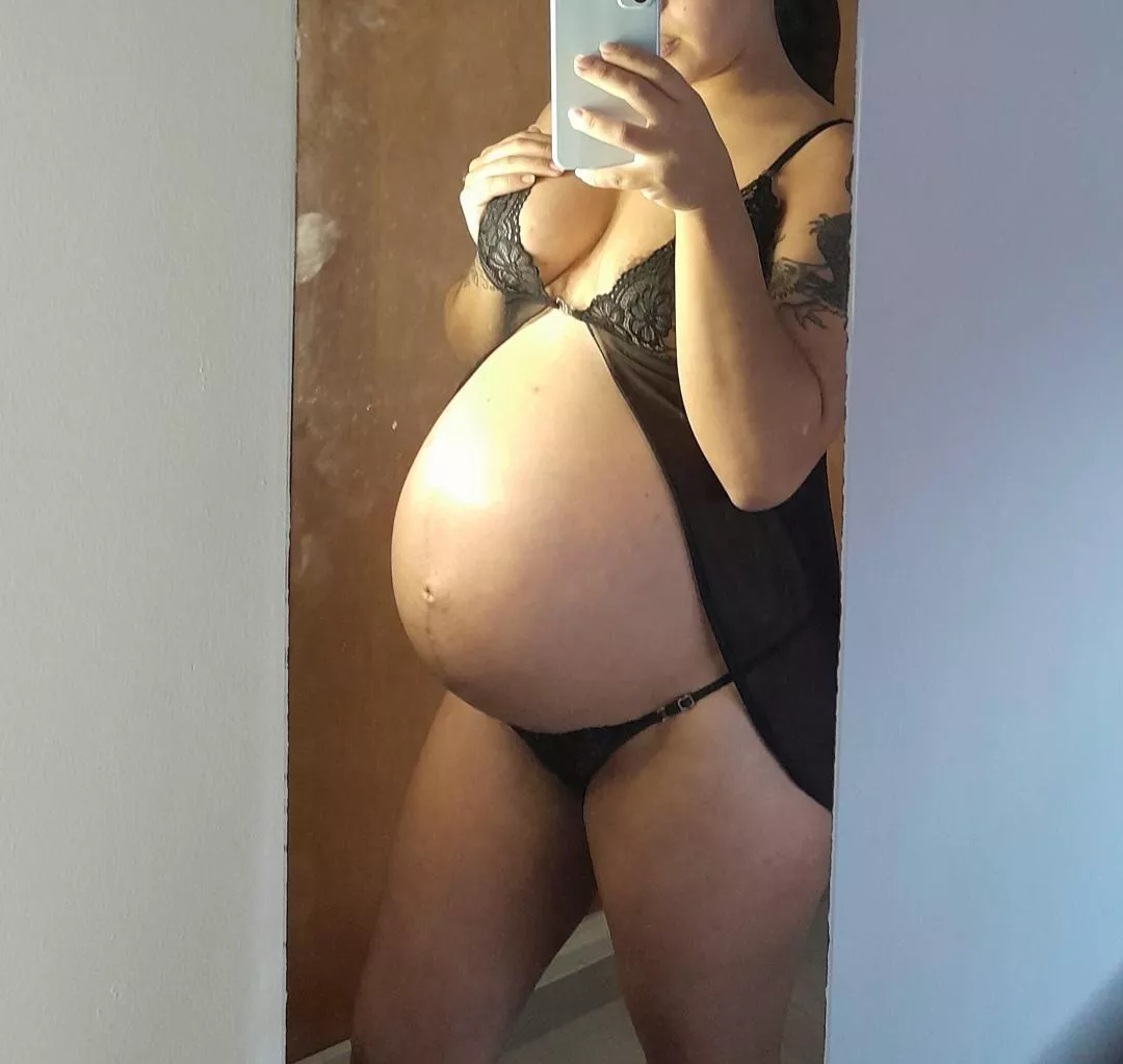 Say yes if you want to receive nudes and more about pregnant.  Pregnant you-ng