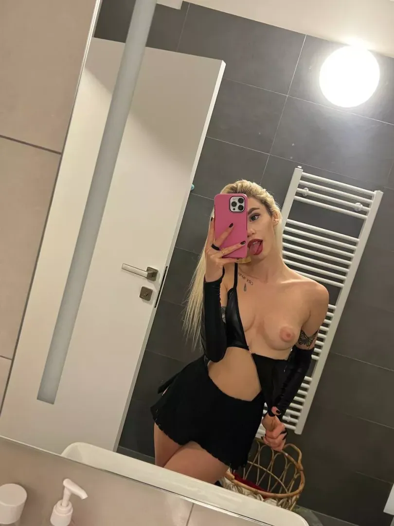 Second photo from my Uni toalete