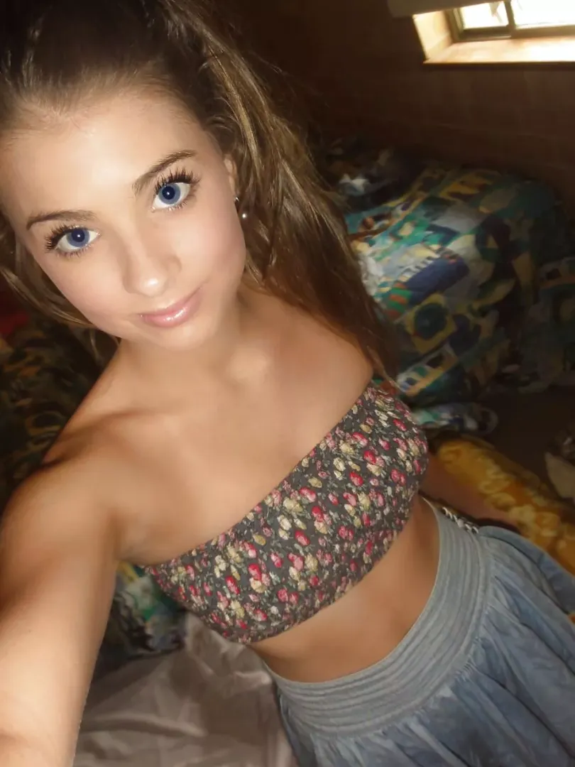 Selfie Cropped