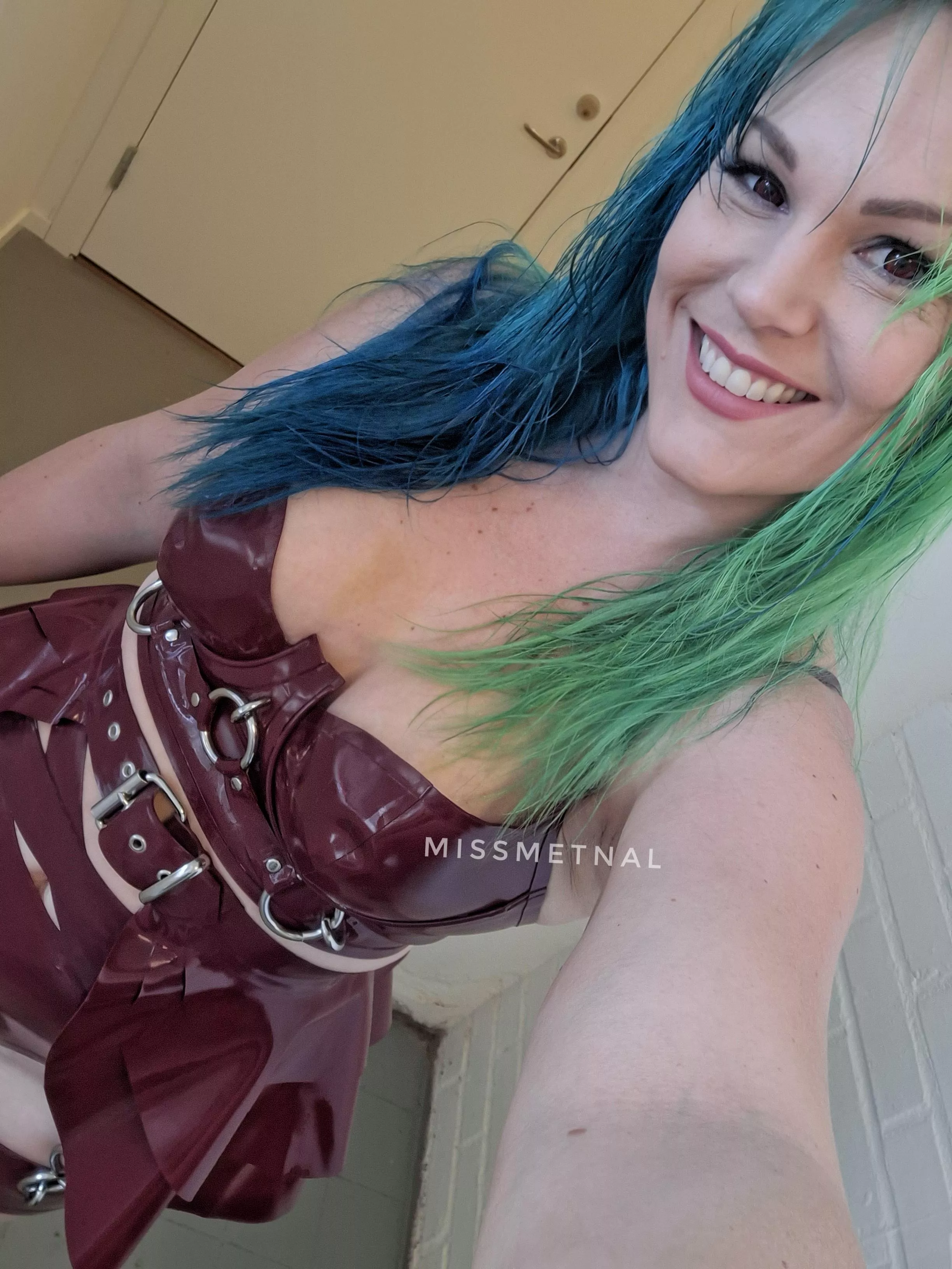 Selfie in latex