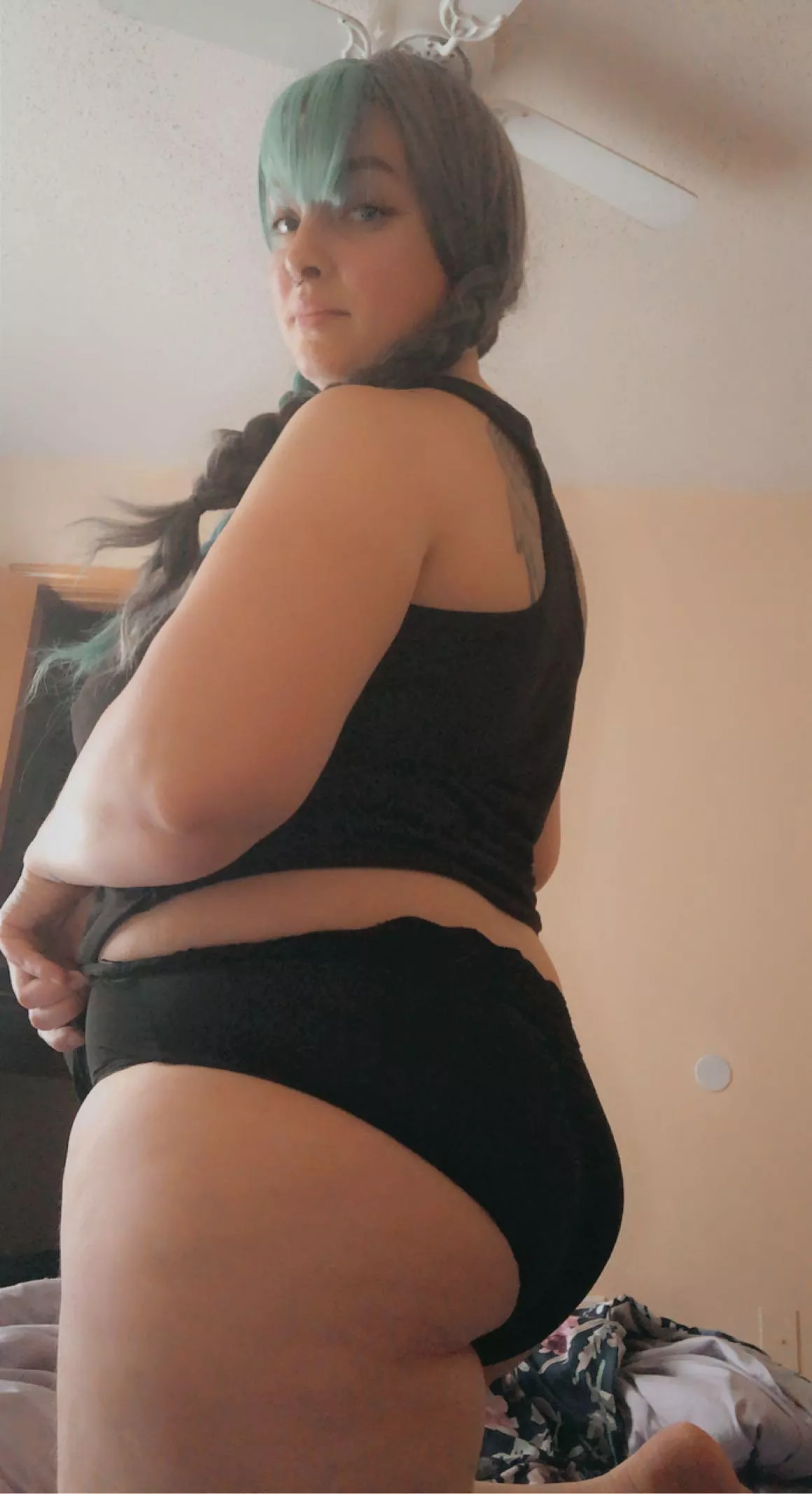 [selling] 29, texas, always sweaty. Can be worn 1-2-3 days. Bikini, thong, regular & many more to pick from.