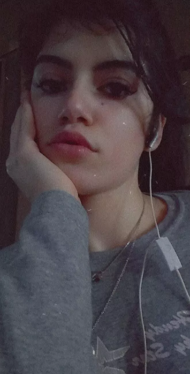 [selling] I want a new bitch, so I can fuck your mind so hard you won't be able to live a day without Me in your head, and you will love it. Kik: angelgoddess263