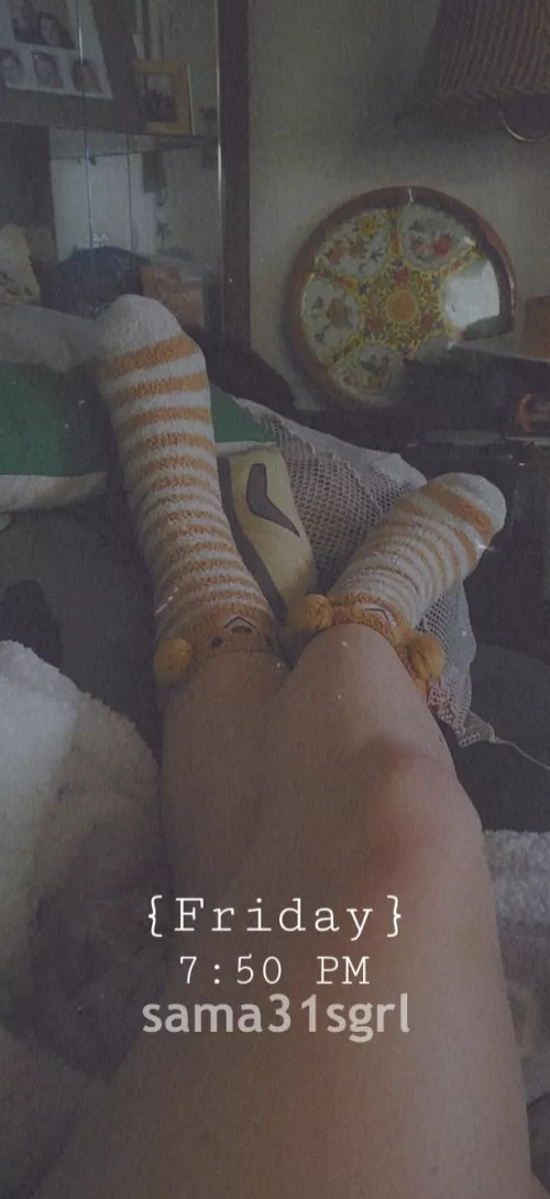 [SELLING] Mitten MILF *FACE REVEAL* available for wears! 24hrs, proof pics, and priority/vacuum sealed shipping. Trusted SW for over two years let's connect! *Available for stash and grabs in the Davison area MICHIGAN.