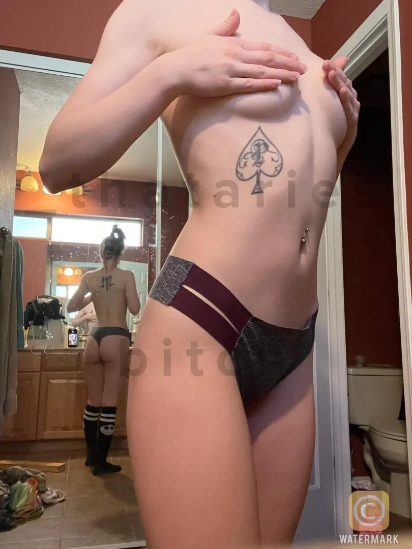 [selling] socks, panties, and other goddess goods 🥰 cashapp/ venmo