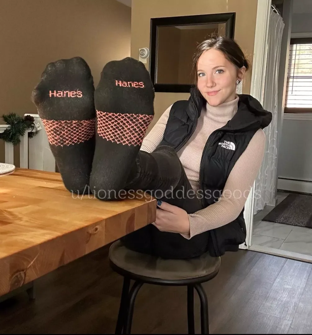 [Selling] Something tells me you want my socks pressed up against your face. Menu & drawer pinned. Free shipping, tracking #, pow photo included