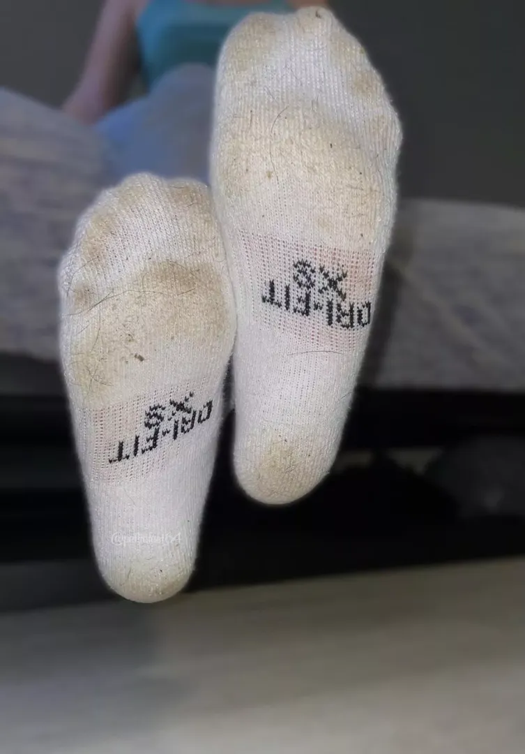 [selling] [us] My socks will put you in a trace😵‍💫 Wanna give them a try?😏