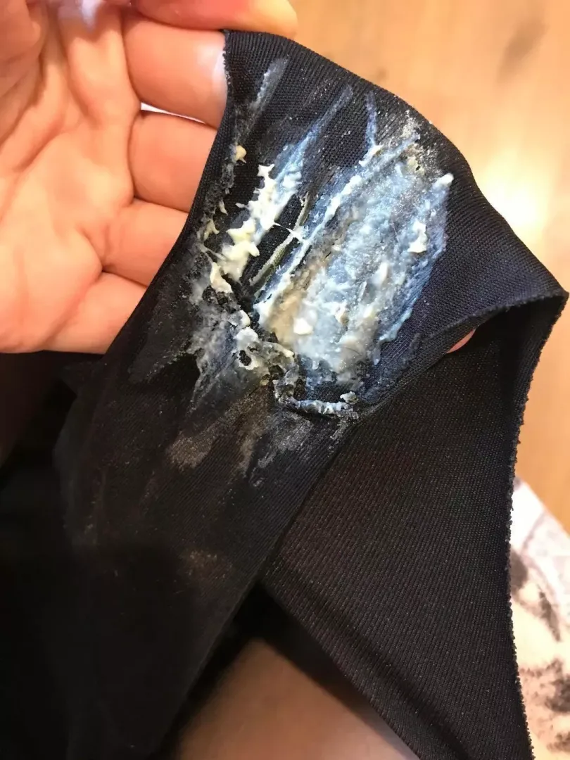 [selling] used black thong worn for 5 days now so full of my smell. Had been playing with myself today so got a lot of my pussy juice in it now. Message me if interested in buying! 😊