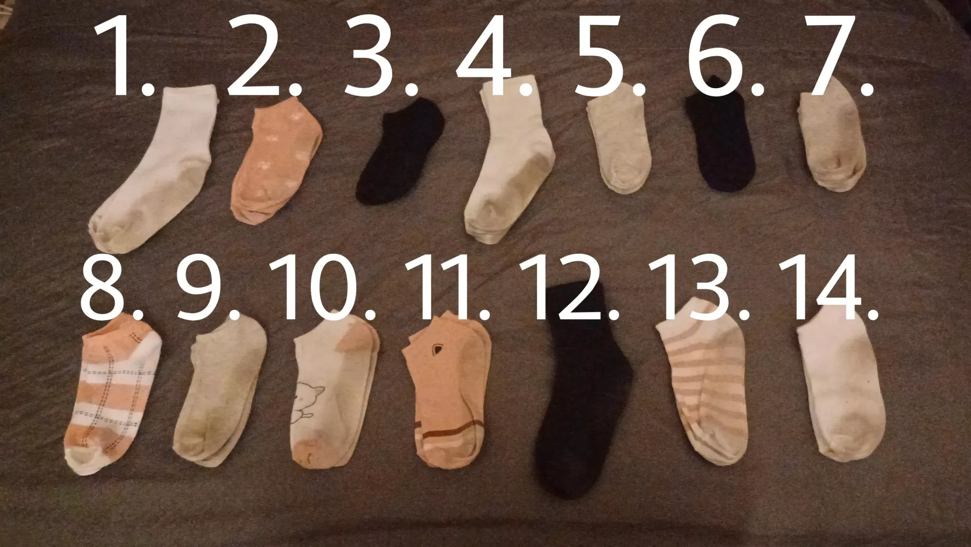 [selling][usa] My worn socks, starting at $25 for 24h wear (prices may vary). Extended Wear available~ HMU if you're interested~ (cashapp only please)