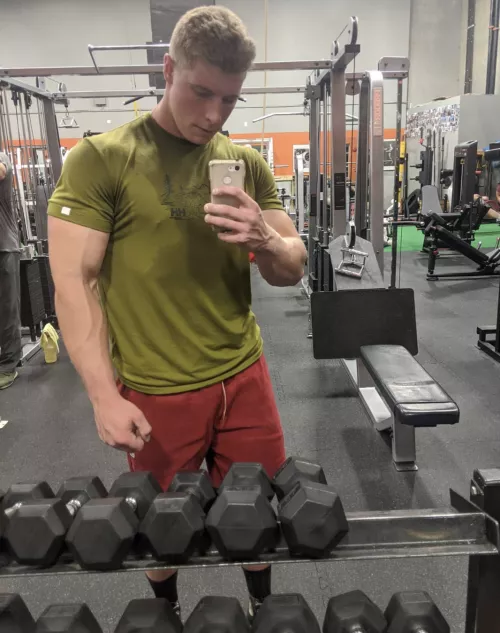 Send me a chat if you're bored!