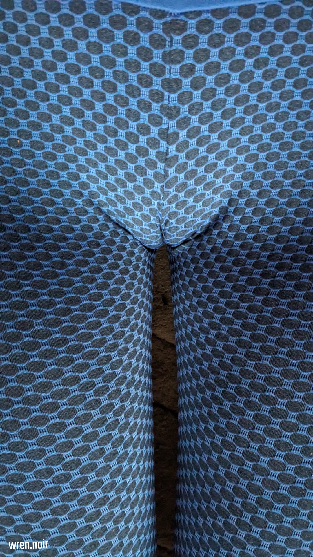 Sending you a kiss 💋