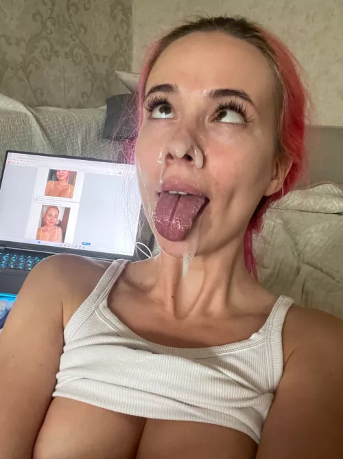 Sexy cumshot on my ahegao face