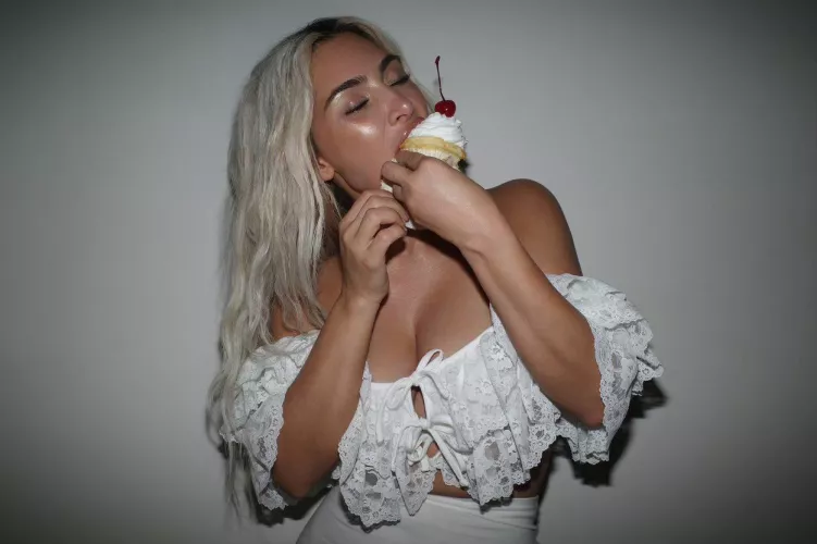 Sexy cupcake
