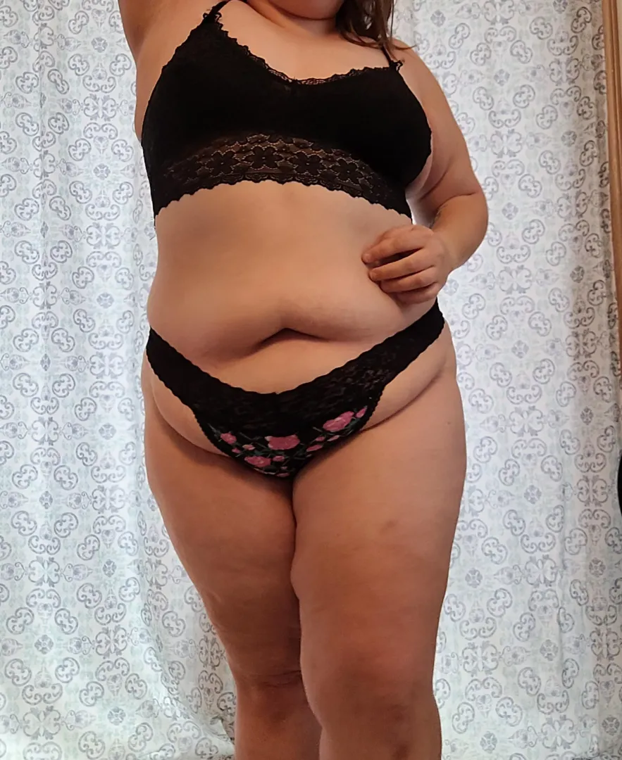 sexy in black 🖤