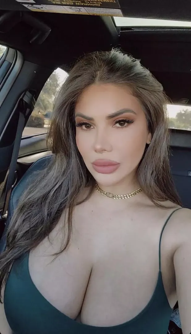 Sexy lips and cleavage