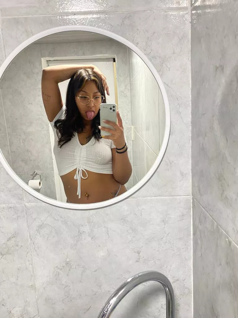 sexy me selfie