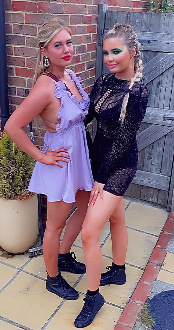 Sexy sisters