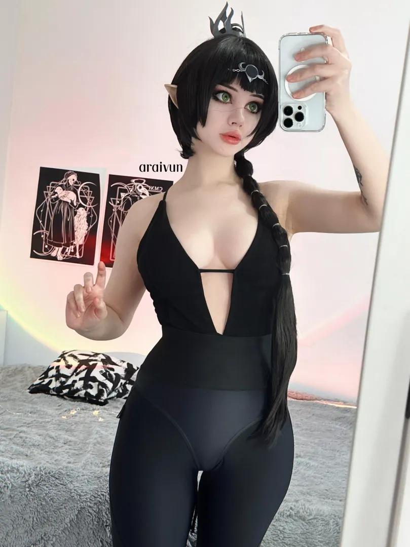Shadowheart cosplay by Araivun