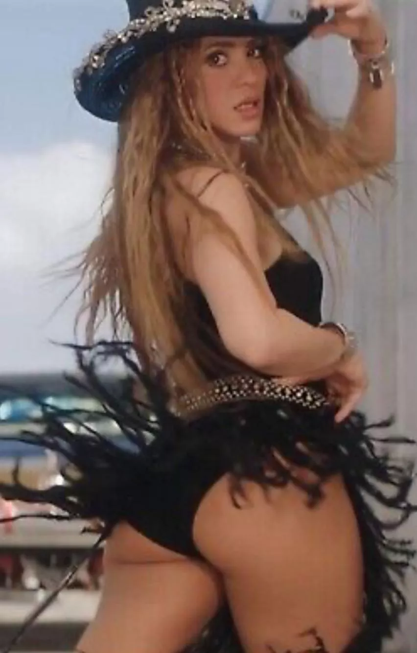 Shakira loves to tease us