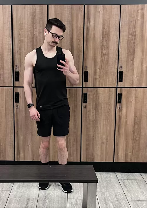 Shameless gym selfie
